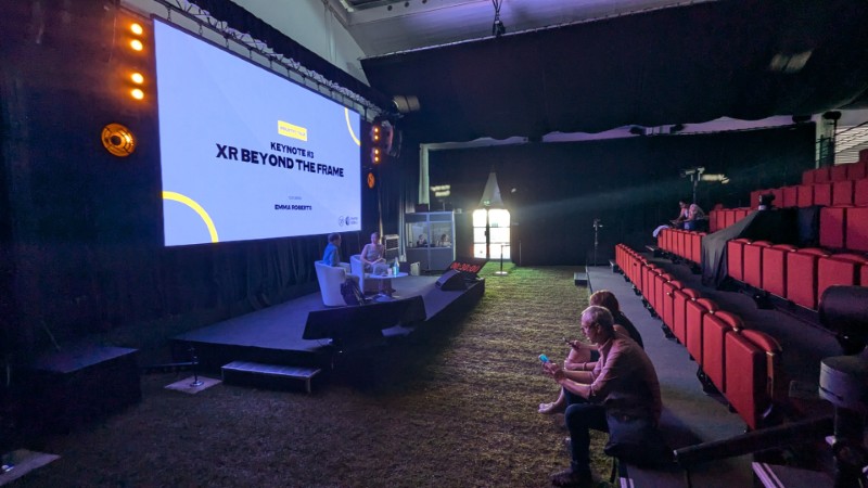 Sunny side of the doc : conférences intervenants externes et diffusion de films